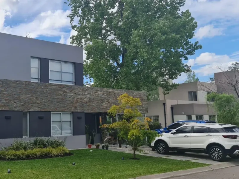 El Casco de Álvarez