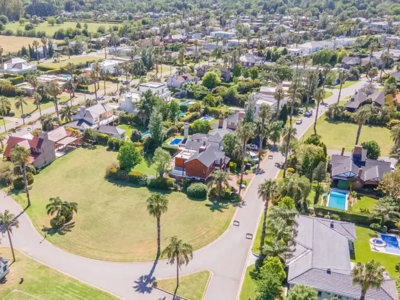 San Marino Funes Hills.