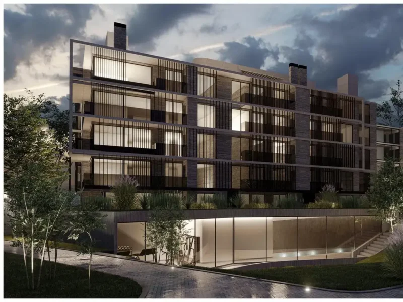 Juan José Paso al 7700