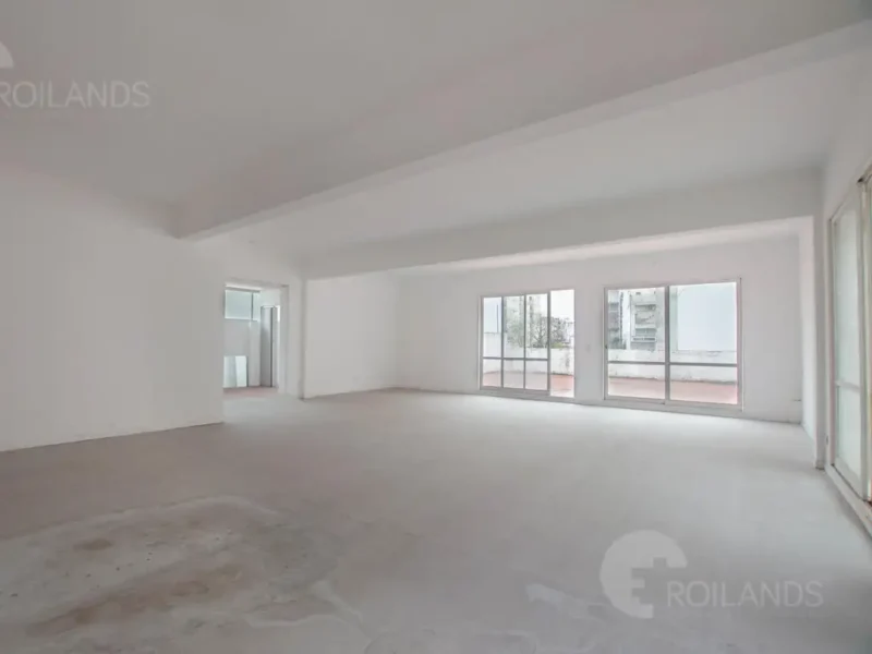 Av Rivadavia al 6800